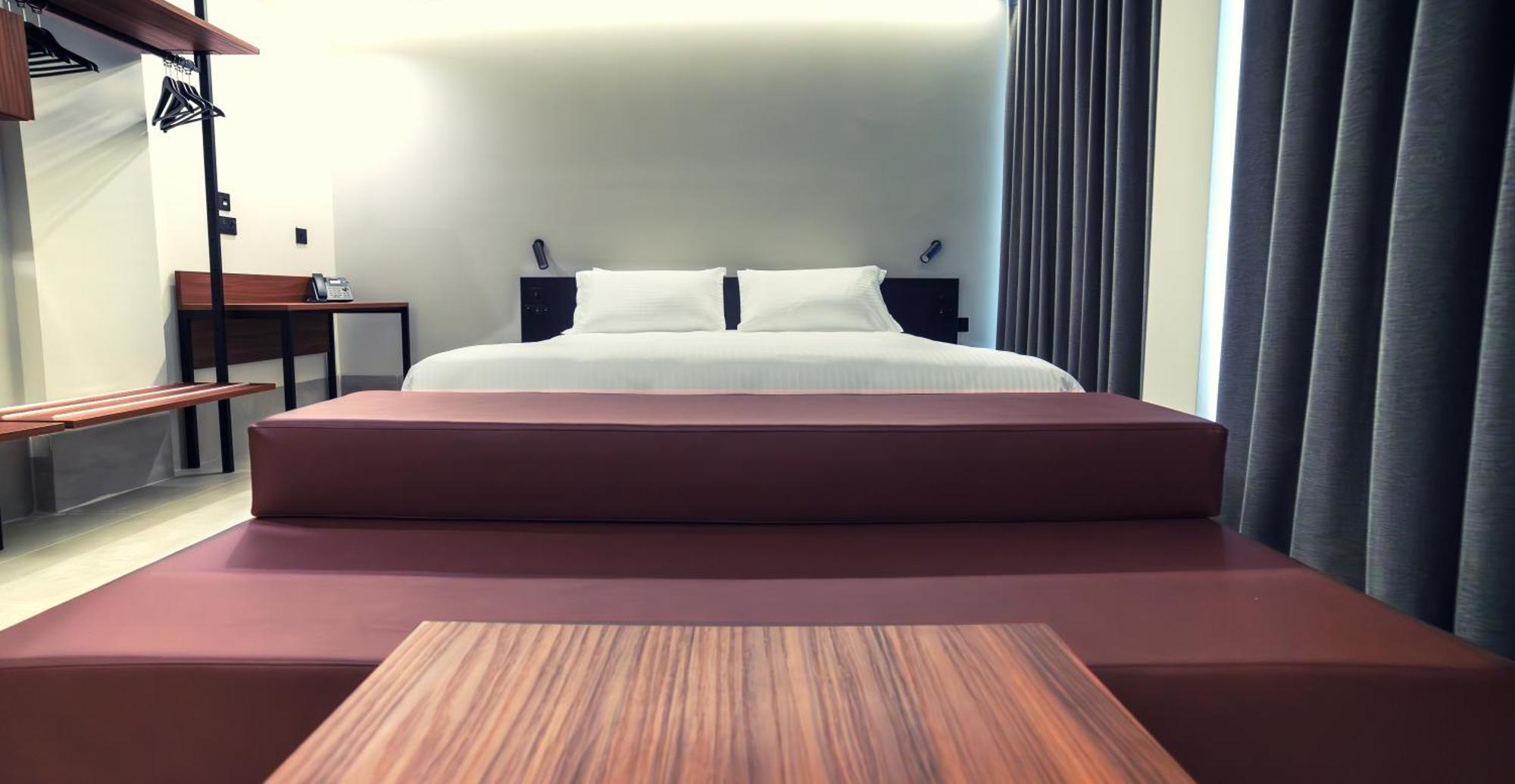 Onyx Hotel Saint Julian's Bagian luar foto